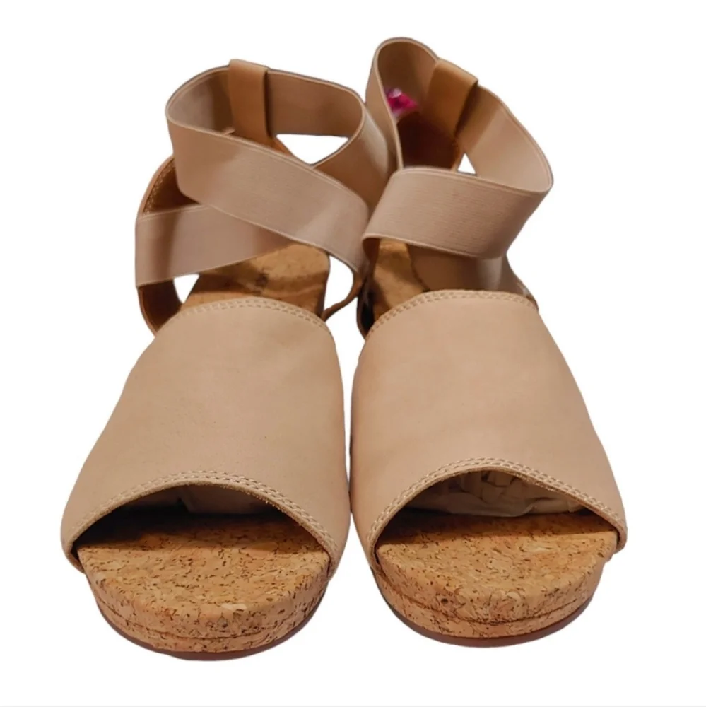 Lucky Brand Kyla Tan Beige Ankle Strap Wedge Sandals Heels Women's Size 10